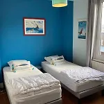 Maison Avec Grand Jardin Et Terrasse Dans Quartier De La Benedictine