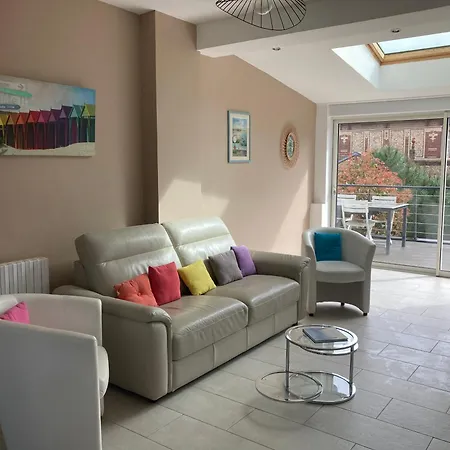 Maison Avec Grand Jardin Et Terrasse Dans Quartier De La Bénédictine