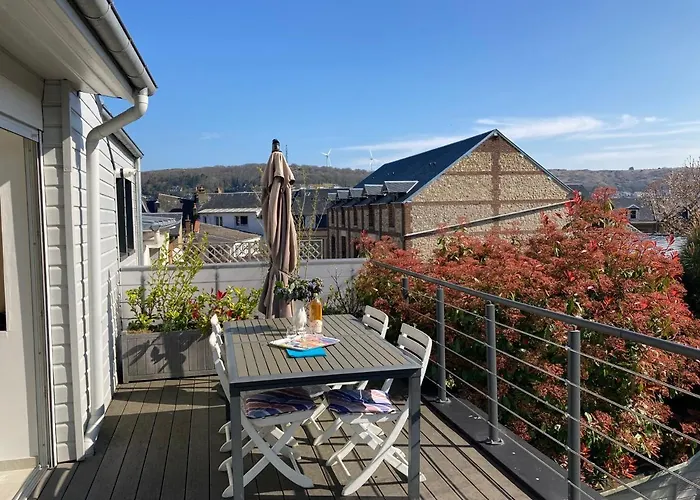 Maison Avec Grand Jardin Et Terrasse Dans Quartier De La Bénédictine Fécamp